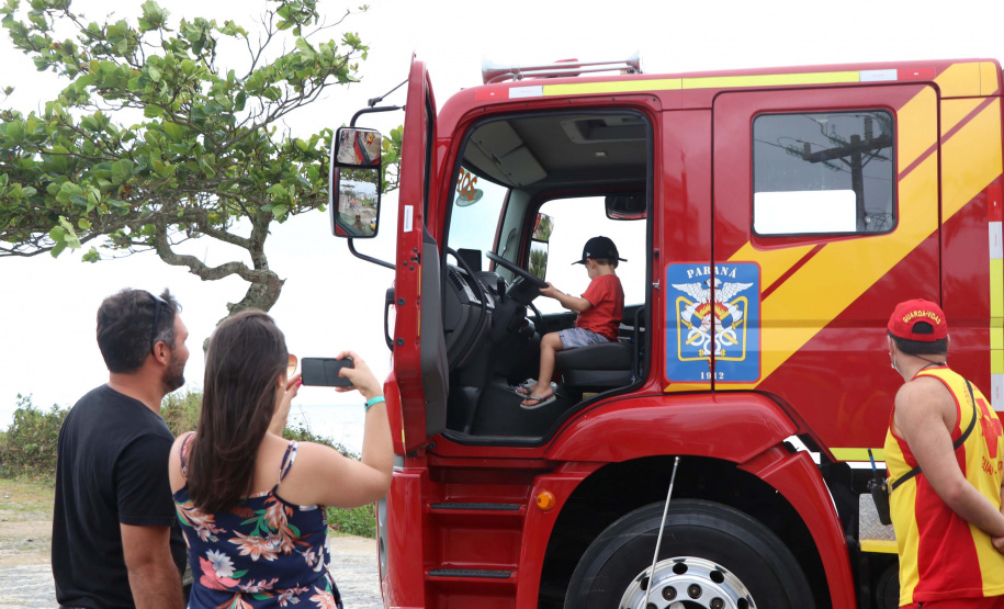 araná inicia Verão Paraná Viva a Vida 2021/2022 no Litoral do estado