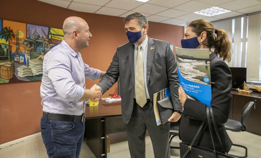 Brasil e Tailândia querem ampliar comércio pelo Porto de Paranaguá