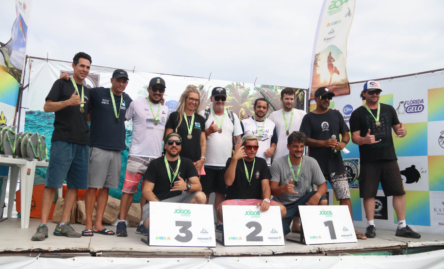 Beach tennis e bodyboard abrem o circuito de competições da temporada do Verão Paraná no litoral paranaense