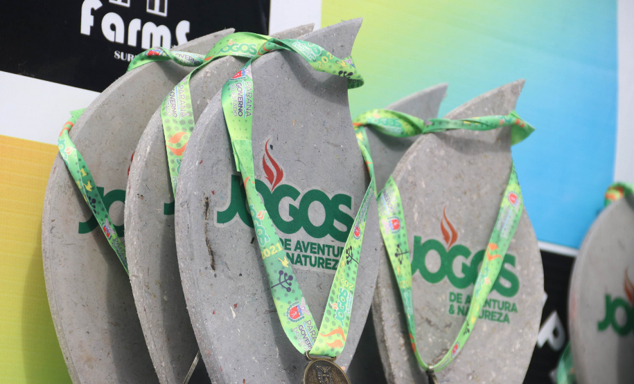 Beach tennis e bodyboard abrem o circuito de competições da temporada do Verão Paraná no litoral paranaense