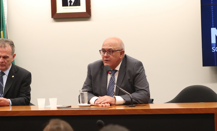 Projeto da Nova Ferroeste é apresentado aos deputados federais do Paraná