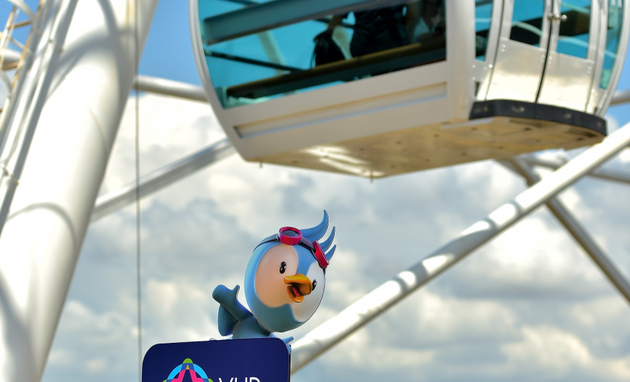 Com roda-gigante e volta de voos internacionais, Foz do Iguaçu reforça retomada do turismo