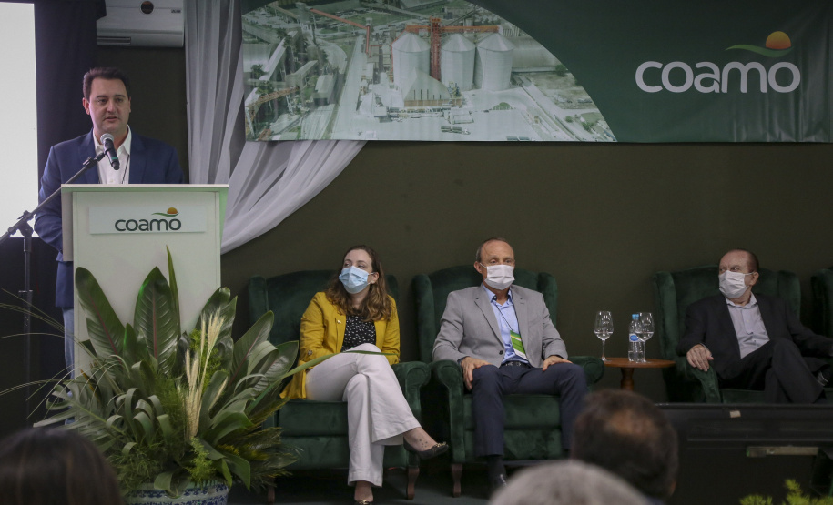 Governador evento em Paranaguá