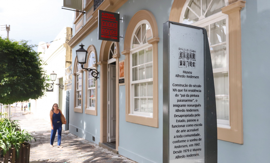 Museus se reinventam para dialogar com o público e fecham o ano com exposições presenciais