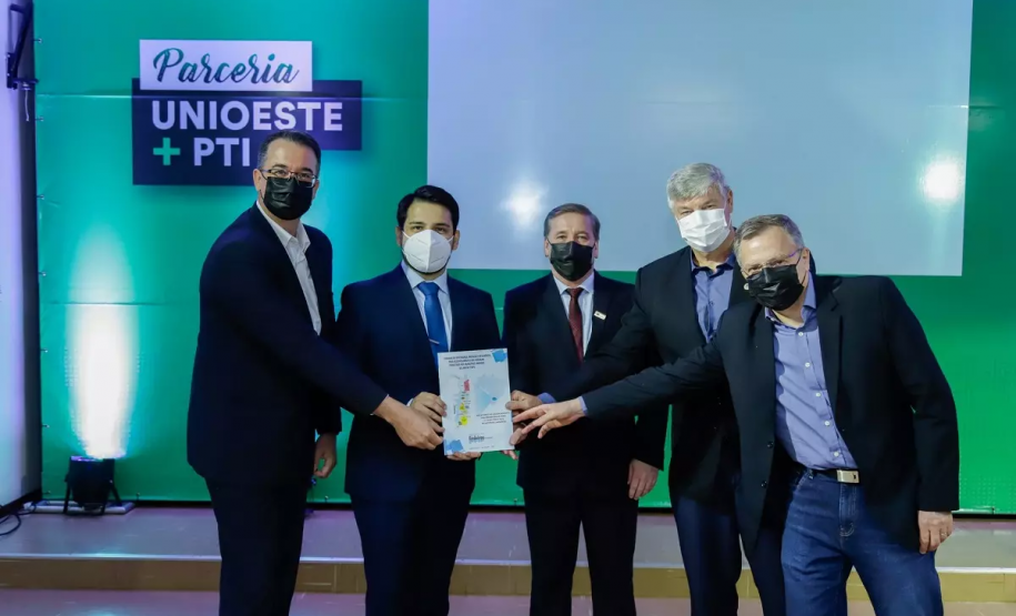 Unioeste, campus Marechal Cândido Rondon, firma parceria com Parque Tecnológico Itaipu Brasil