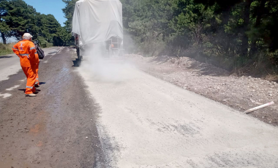 PRC-280 se prepara para receber pavimento em concreto e ganha terceiras faixas