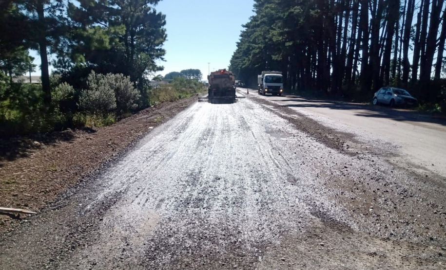 PRC-280 se prepara para receber pavimento em concreto e ganha terceiras faixas