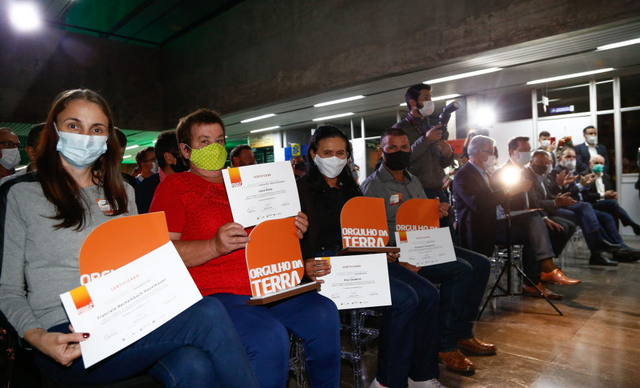 Governador destaca a força do agronegócio paranaense durante a entrega do Prêmio Orgulho da Terra