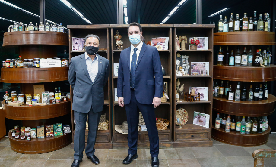 Governador destaca a força do agronegócio paranaense durante a entrega do Prêmio Orgulho da Terra