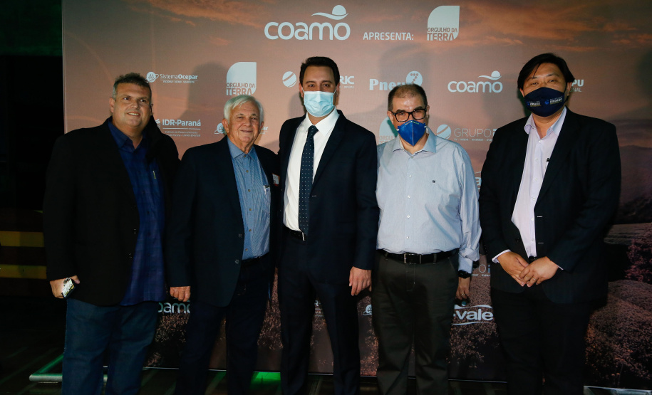 Governador destaca a força do agronegócio paranaense durante a entrega do Prêmio Orgulho da Terra
