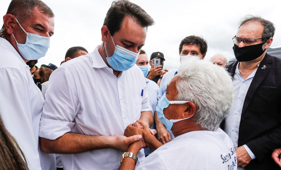 O governador Carlos Massa Ratinho Junior assina nesta quinta-feira (16) a ordem de serviço das obras de duplicação da PR-445, entre Londrina e Mauá da Serra, na região Norte. - Tamarana, 16/12/2021
