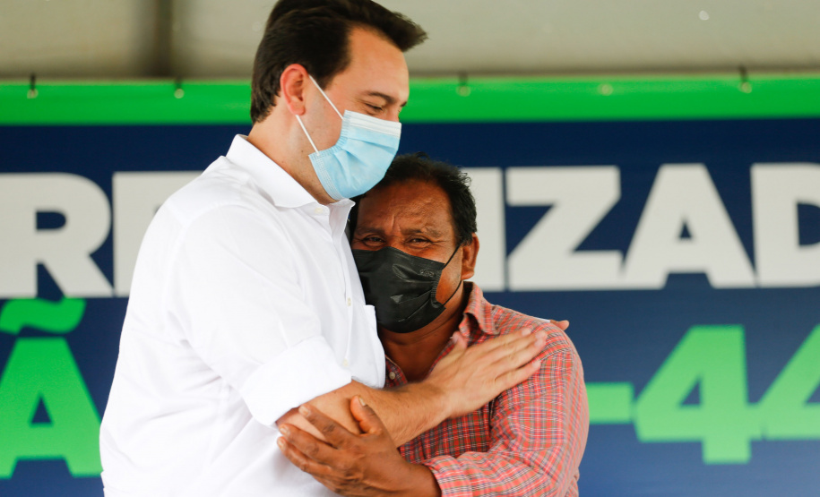 O governador Carlos Massa Ratinho Junior assina nesta quinta-feira (16) a ordem de serviço das obras de duplicação da PR-445, entre Londrina e Mauá da Serra, na região Norte. - Tamarana, 16/12/2021