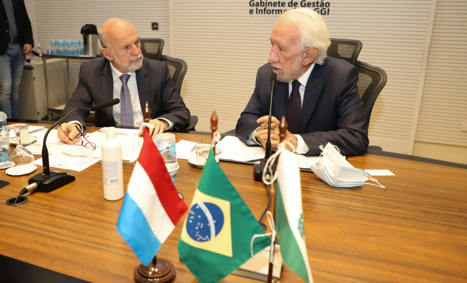 Governo do Paraná apresenta potenciais do Estado para comitiva da Embaixada de Luxemburgo