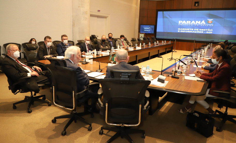 Governo do Paraná apresenta potenciais do Estado para comitiva da Embaixada de Luxemburgo