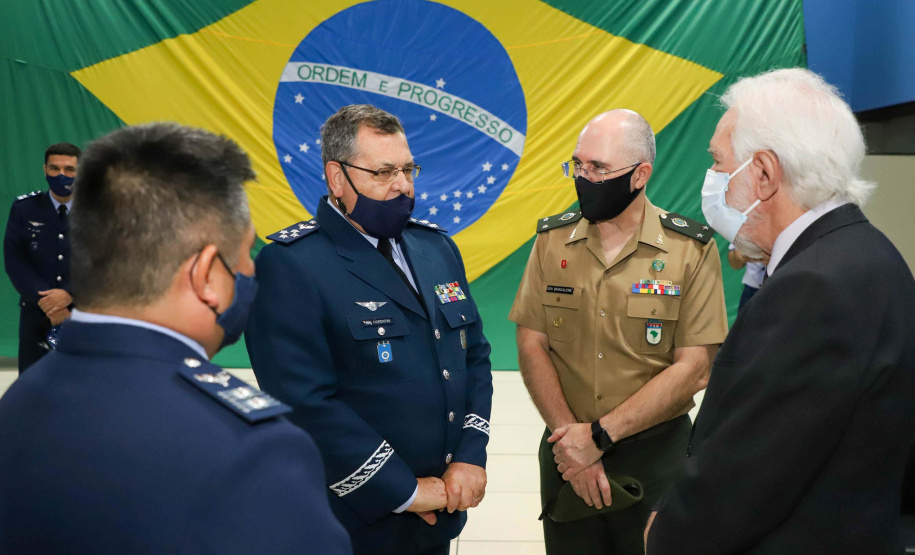 Vice Governador Darci Piana participa da troca de comando do cindactaII.