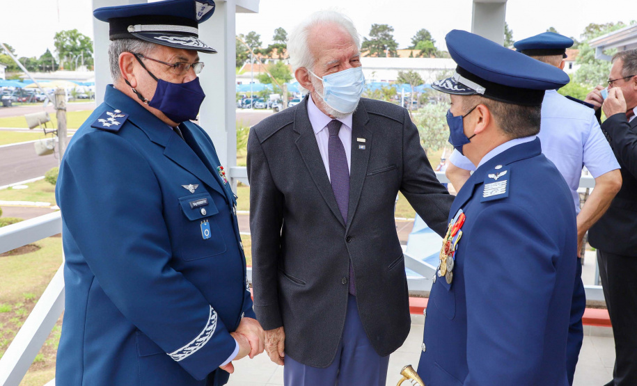Vice Governador Darci Piana participa da troca de comando do cindactaII.