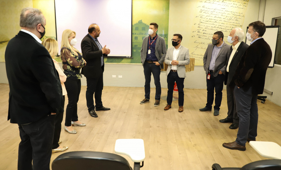 Vice Governador Darci Piana  Visita Fabrica de Chá Leão em Fazenda Rio Grande.