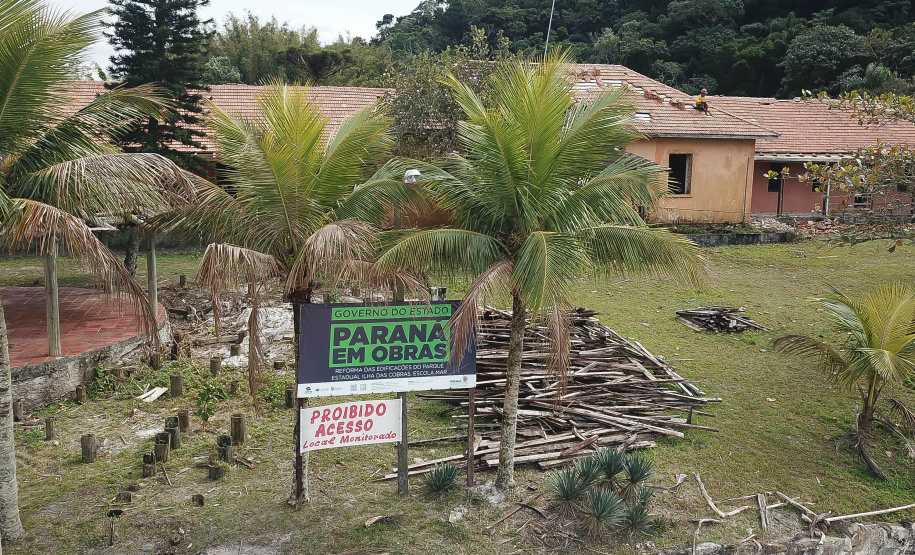 Reformas da nova Escola do Mar, na Ilha das Cobras, ultrapassa 30% de obras