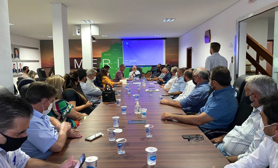 Secretário visita municípios de diversas regiões para entregar obras e anunciar novos investimentos