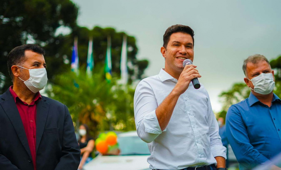 Governo entrega veículos para a Saúde da Família de Campo Largo