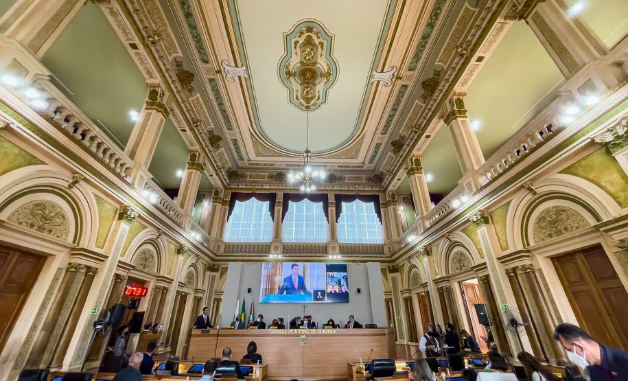 Governo do Estado apresenta Cartão Futuro e programas aos vereadores de Curitiba