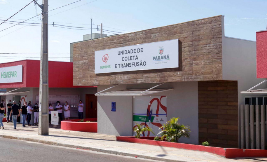 A Secretaria de Estado da Saúde inaugurou nesta sexta-feira (10) a ampliação do espaço do Consórcio Intermunicipal de Saúde Costa Oeste do Paraná (Ciscopar), que agora passa a atender como Ambulatório Médico de Especialidades (AME), com 59 consultórios, e a nova Unidade de Coleta e Transfusão (UCT) de Sangue em Toledo, no Oeste.