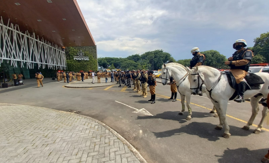 PM lança Operação Natal em todo o Estado e reforça policiamento na Capital com 120 profissionais