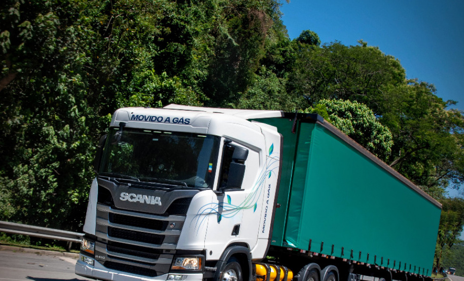 Paraná busca fomentar abastecimento a gás natural em veículos pesado
