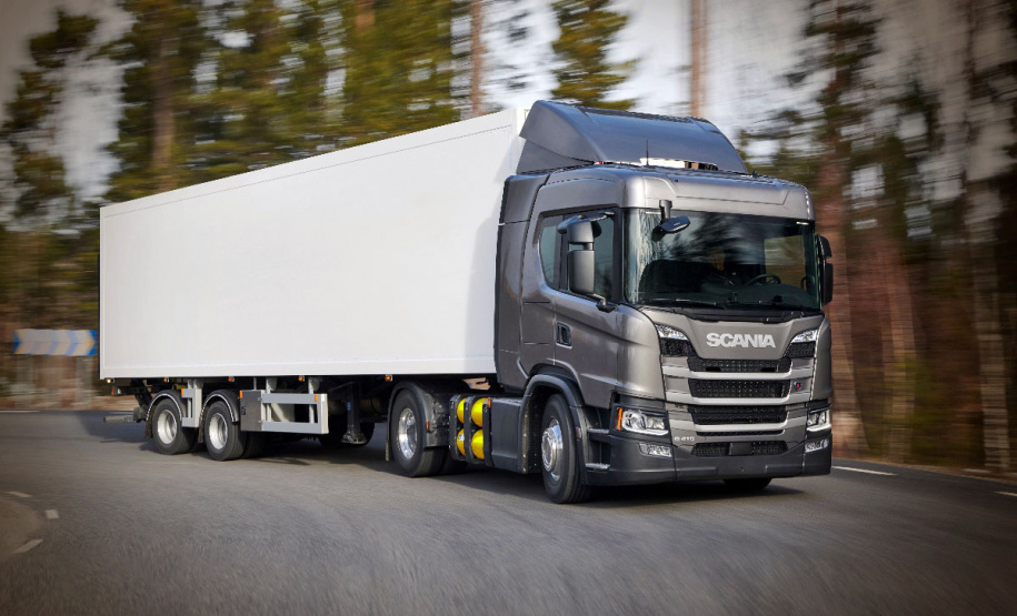 Paraná busca fomentar abastecimento a gás natural em veículos pesado