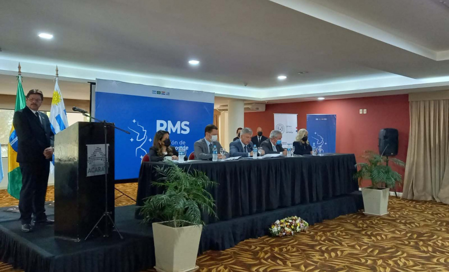 Secretário da segurança pública representa governo do Estado em reunião de ministros no Paraguai