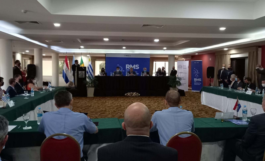 Secretário da segurança pública representa governo do Estado em reunião de ministros no Paraguai