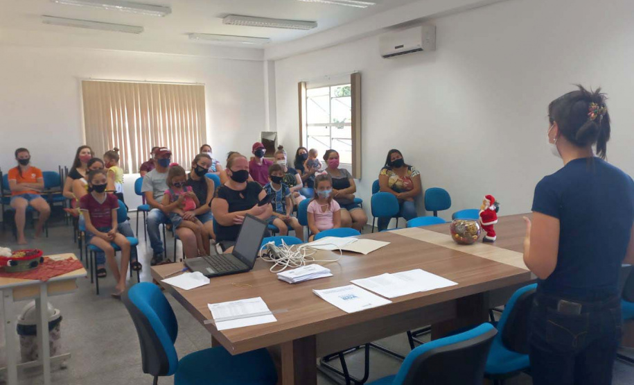 Mais de 21 mil paranaenses já começaram a utilizar o Cartão Comida Boa.