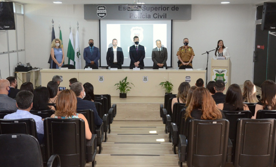 Escola Superior da PCPR forma 203 novos policiais civis em 2021