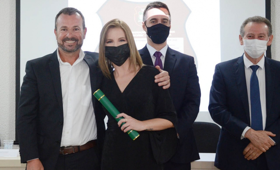 Escola Superior da PCPR forma 203 novos policiais civis em 2021