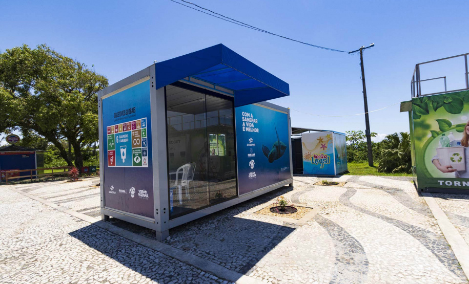 CONTÊINERES DA SANEPAR MOSTRAM IMAGENS DE ANIMAIS MARINHOS DO PARANÁ E CHAMAM A ATENÇÃO PARA A PRESERVAÇÃO AMBIENTAL