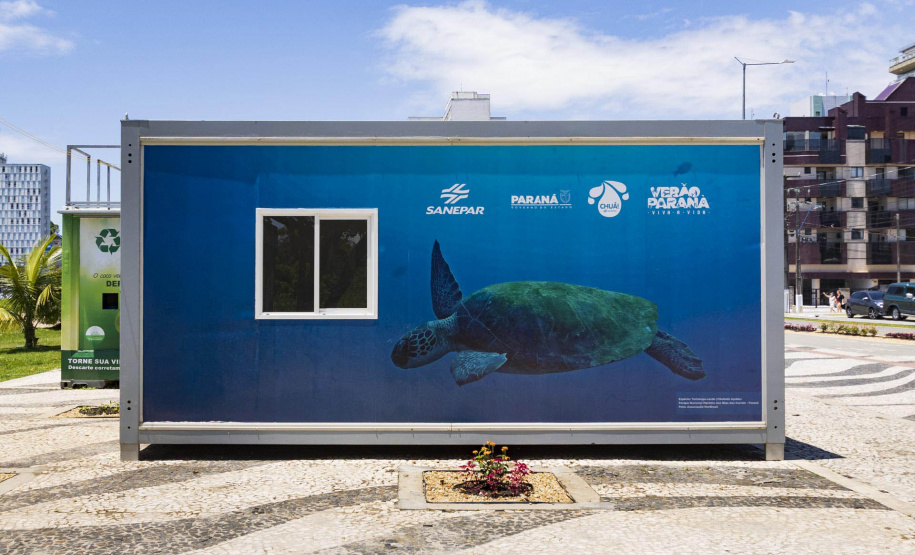 CONTÊINERES DA SANEPAR MOSTRAM IMAGENS DE ANIMAIS MARINHOS DO PARANÁ E CHAMAM A ATENÇÃO PARA A PRESERVAÇÃO AMBIENTAL