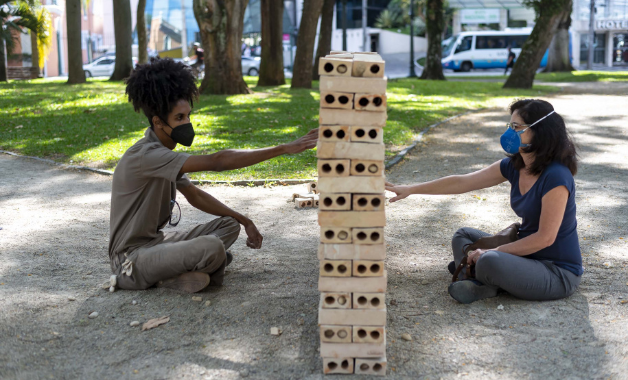 Salão Paranaense lança site oficial com mostra de obras premiadas