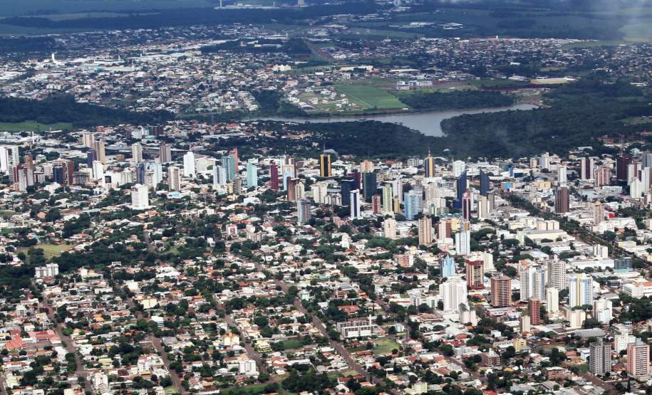 Sanepar apresenta projetos e cronograma do desassoreamento do Lago Municipal de Cascavel