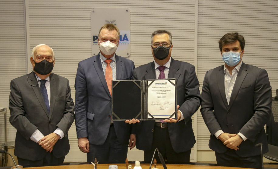 Saúde recebe doação de camas hospitalares de empresa tcheca