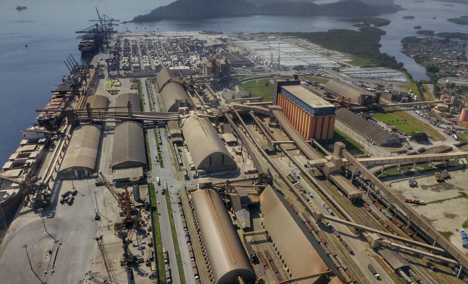 Corredor Leste de Exportação do Porto de Paranaguá registra alta de 56% na produtividade
