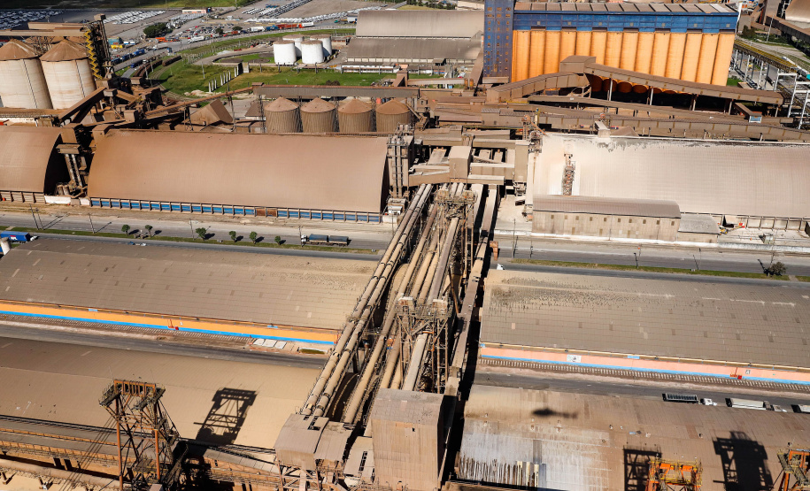 Corredor Leste de Exportação do Porto de Paranaguá registra alta de 56% na produtividade