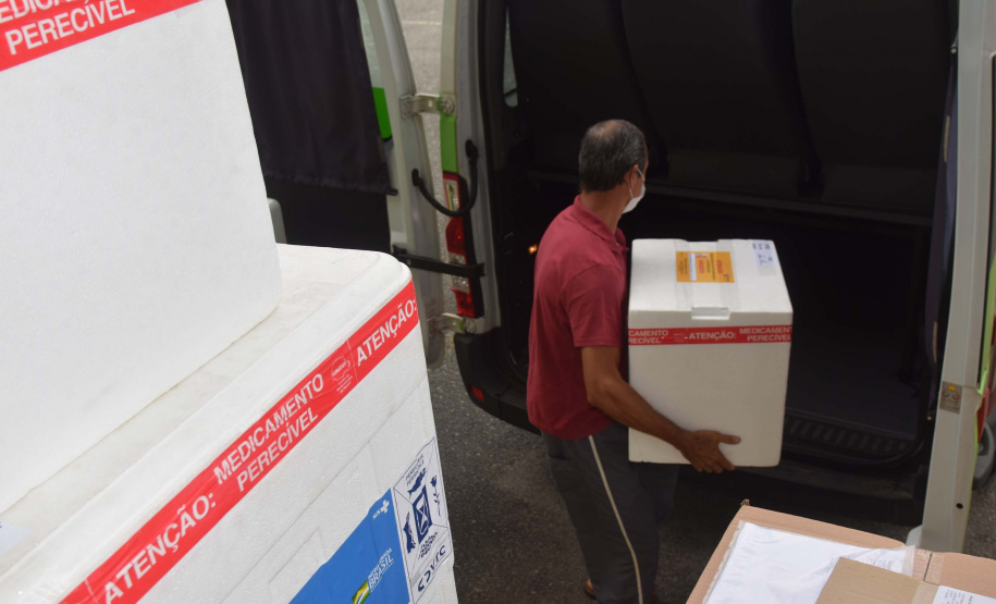 Saúde abastece Regionais com 380 mil unidades de Tamiflu e distribui mais de 315 mil vacinas contra a Covid-19