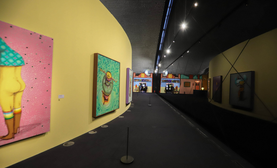 A exposição “OSGEMEOS: Segredos”, realizada pelo MON, alcança 100 mil visitantes - Curitiba, 05/01/2022