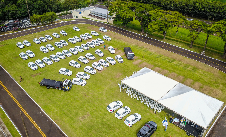 Governador Carlos Massa entrega 63 veículos para a 16ª Regional de Saúde utilizar na Estratégia Saúde da Família. - Apucaraná, 27/01/2022