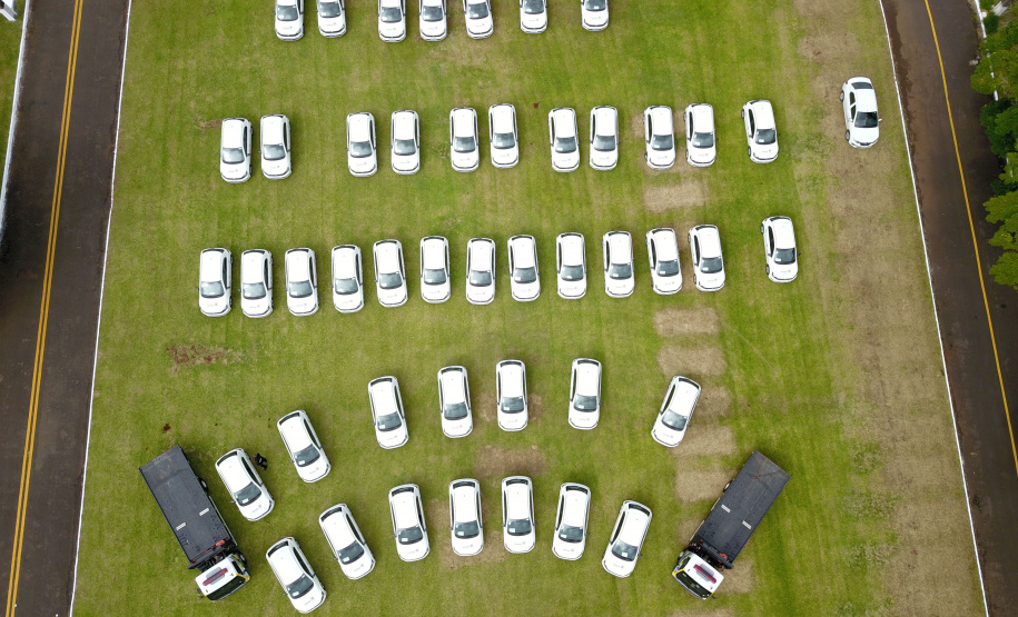 Governador Carlos Massa entrega 63 veículos para a 16ª Regional de Saúde utilizar na Estratégia Saúde da Família. - Apucaraná, 27/01/2022