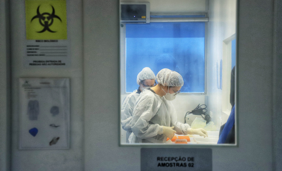 Paraná soma 100 casos confirmados da variante Ômicron