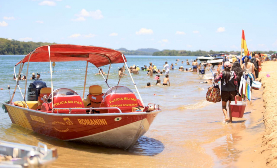 Em um mês de temporada, Praia de Santa Rosa, em Porto Rico, recebe 50 mil veranistas