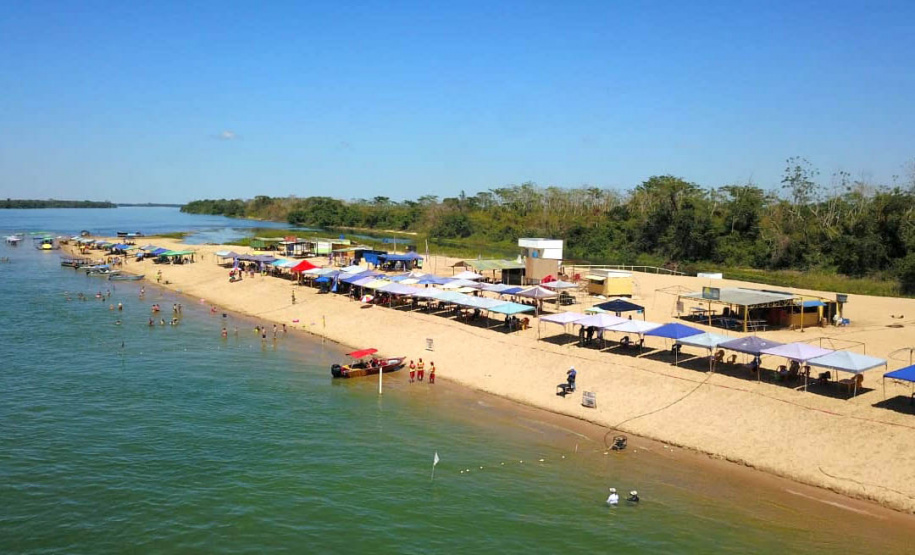 Em um mês de temporada, Praia de Santa Rosa, em Porto Rico, recebe 50 mil veranistas