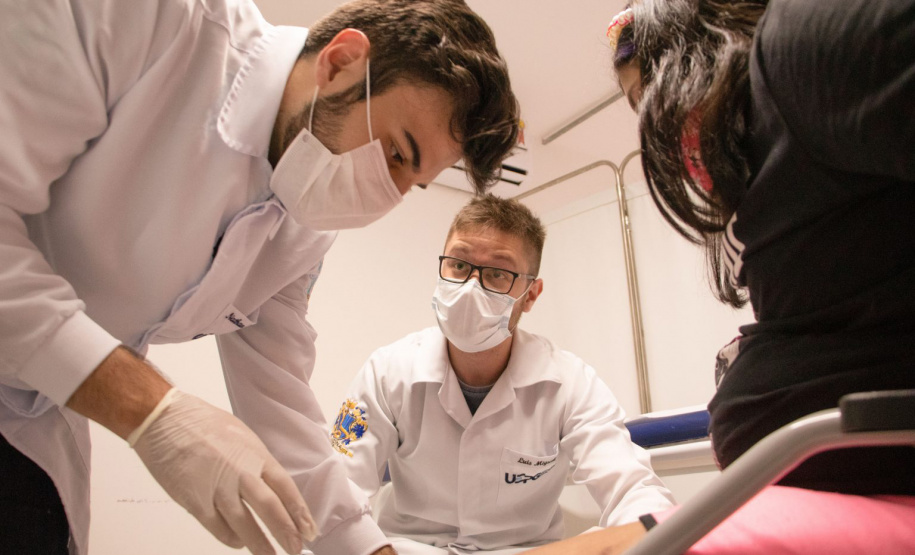 Imersão na rotina hospitalar aperfeiçoa conhecimento dos acadêmicos de Medicina da UEPG