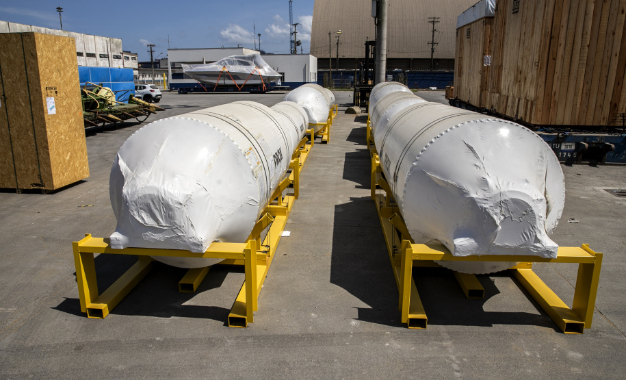 Peças para indústria de mineração são embarcadas no Porto de Paranaguá